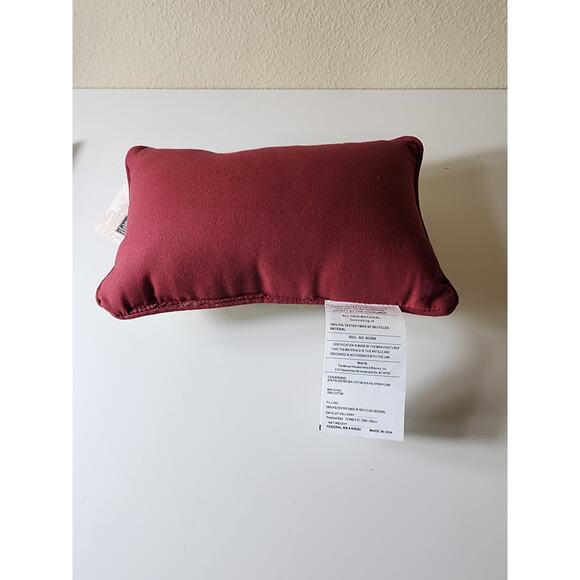 MANUAL WOODWORKERS & WEAVERS Green Tan Red Grandmother Throw Pillow 12.5x8.5 NWT - Picture 5 of 7